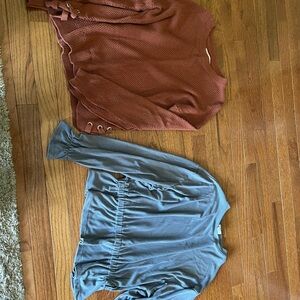 Juniors Size S/M long sleeve shirts